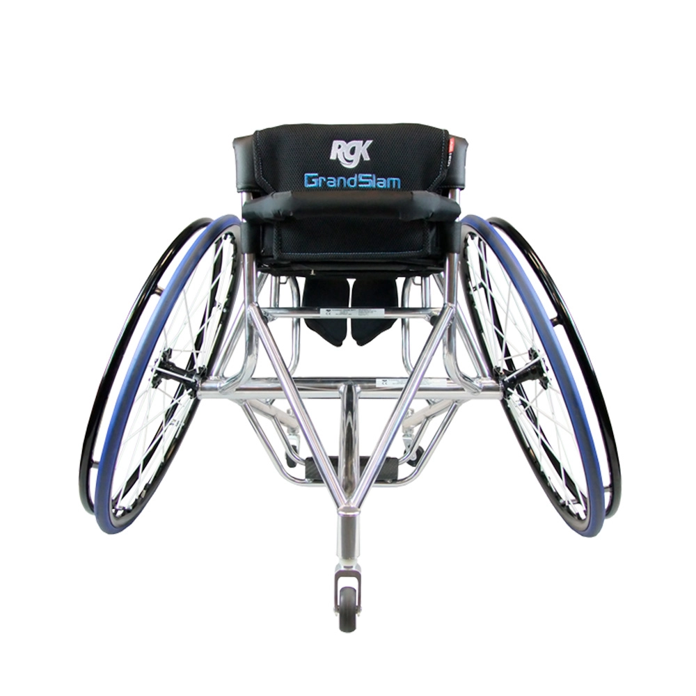 Cadeira de tênis RGK GrandSlam X vista frontal, com rodas em camber