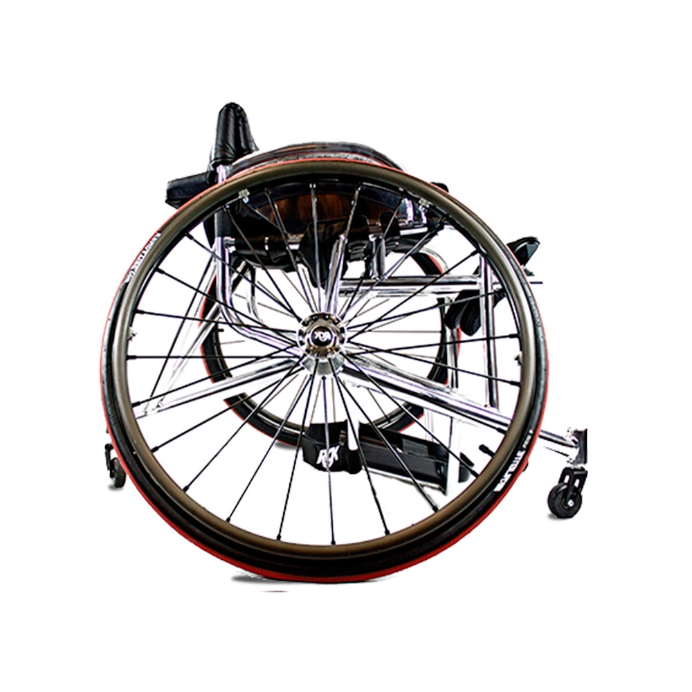 Detalhe da roda com camber e roda anti-tombo da RGK GrandSlam X